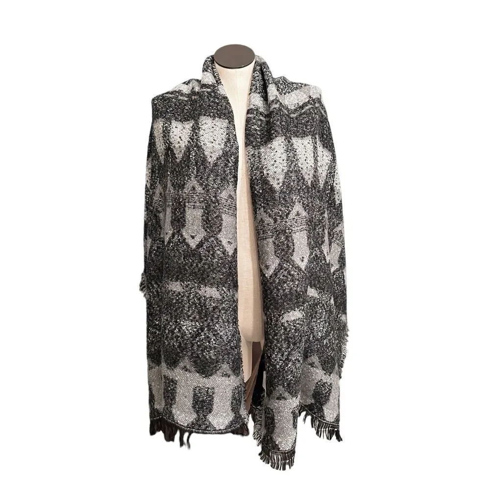 Sleeping On‎ Snow Women’s Gray Geometric Pattern Winter Scarf